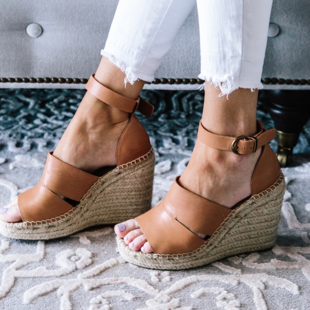 Treasure and Bond Wedge Sandals